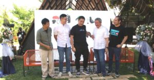 Peresmian Tengah di Synthesis Huis