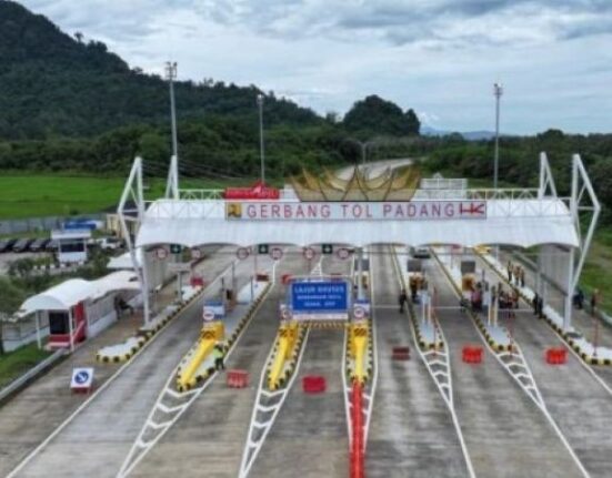 Tol Padang Sicincin