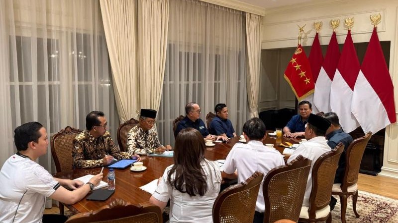 Prabowo Hunian Pinggir Reil