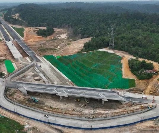 Tanah Kabinet Merah Putih